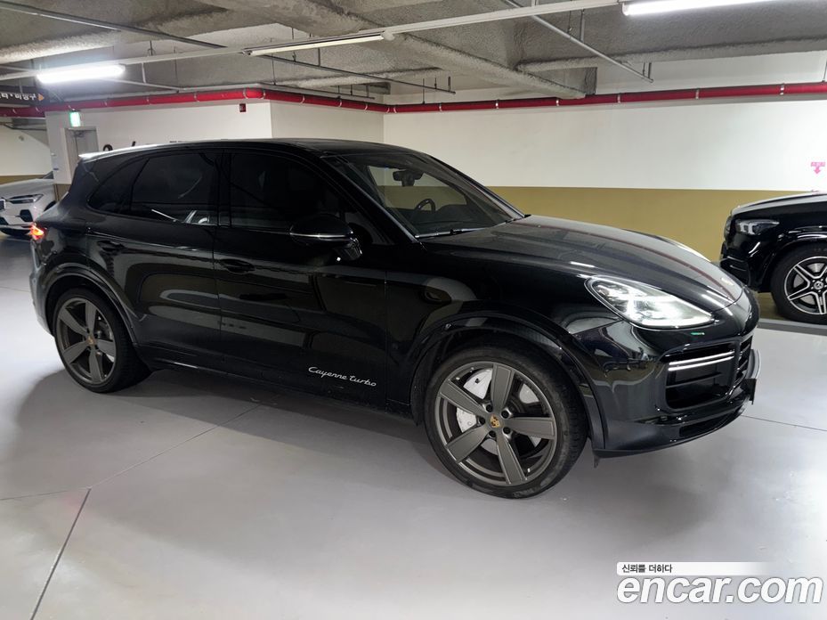 Porsche Cayenne 3rd Gen фото 13