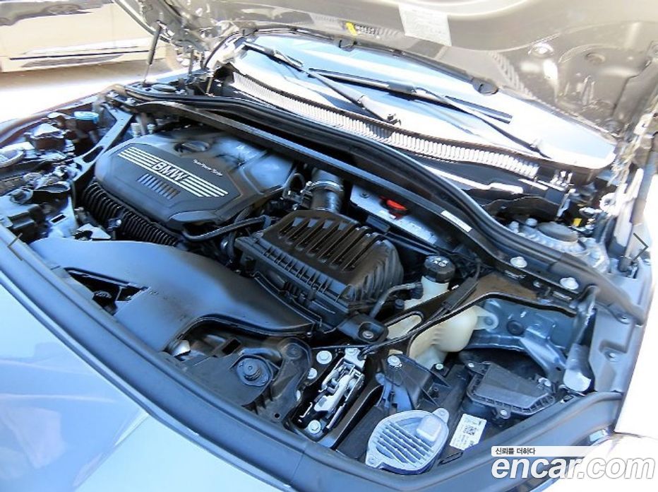 BMW 2-Series (F44) фото 19