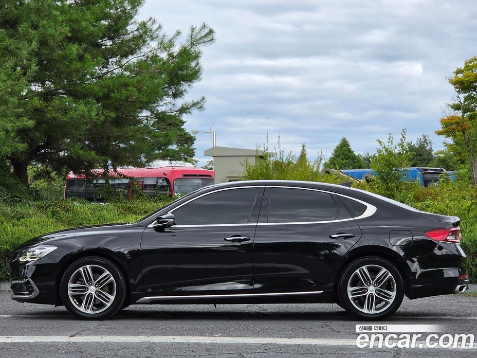 Hyundai Grandeur (IG) 6th Gen фото 4