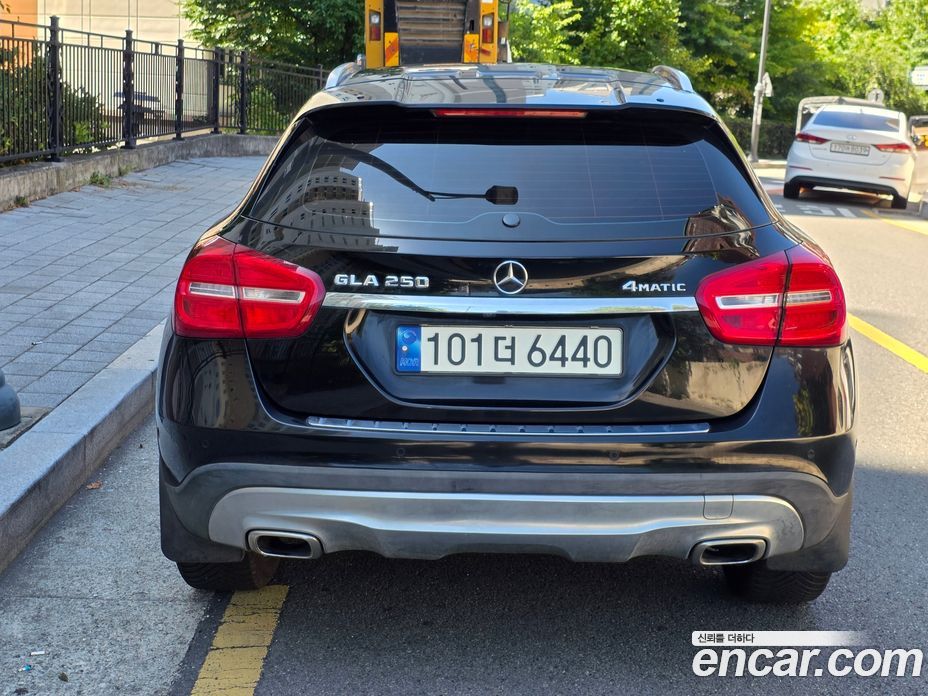 Mercedes-Benz GLA-Class X156 фото 2