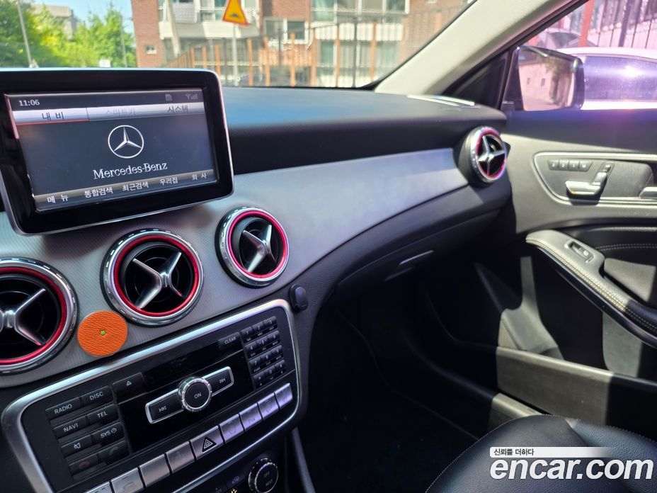 Mercedes-Benz GLA-Class X156 фото 18