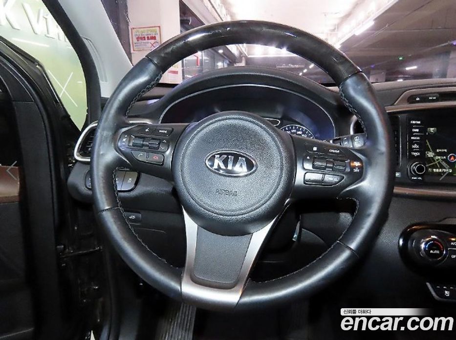 Kia Sorento 3rd Gen фото 8