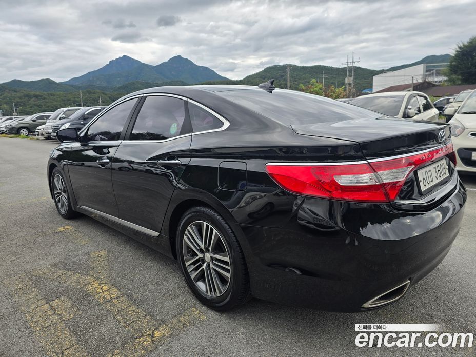 Hyundai Grandeur (HG) фото 4