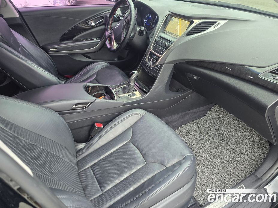 Hyundai Grandeur (HG) фото 11