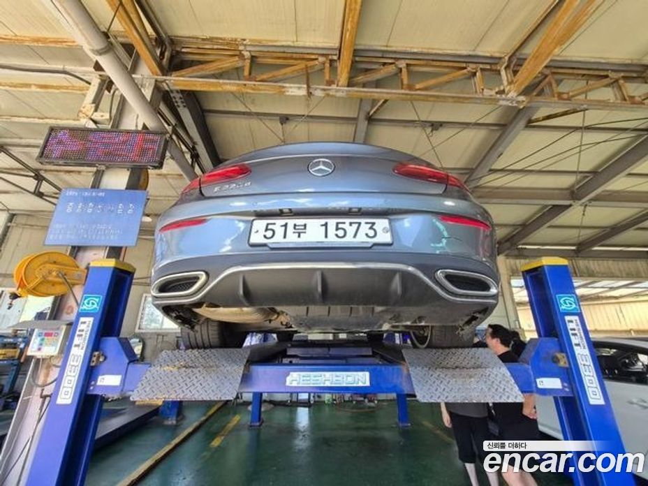 Mercedes-Benz E-Class W213 фото 2
