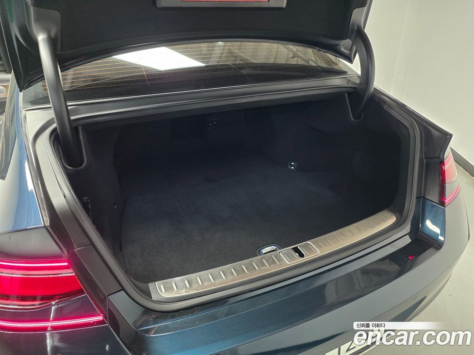 Genesis G90 (RS4) фото 19