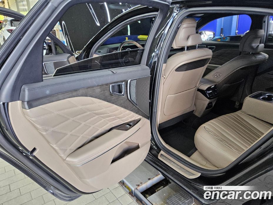 Kia K8 фото 8