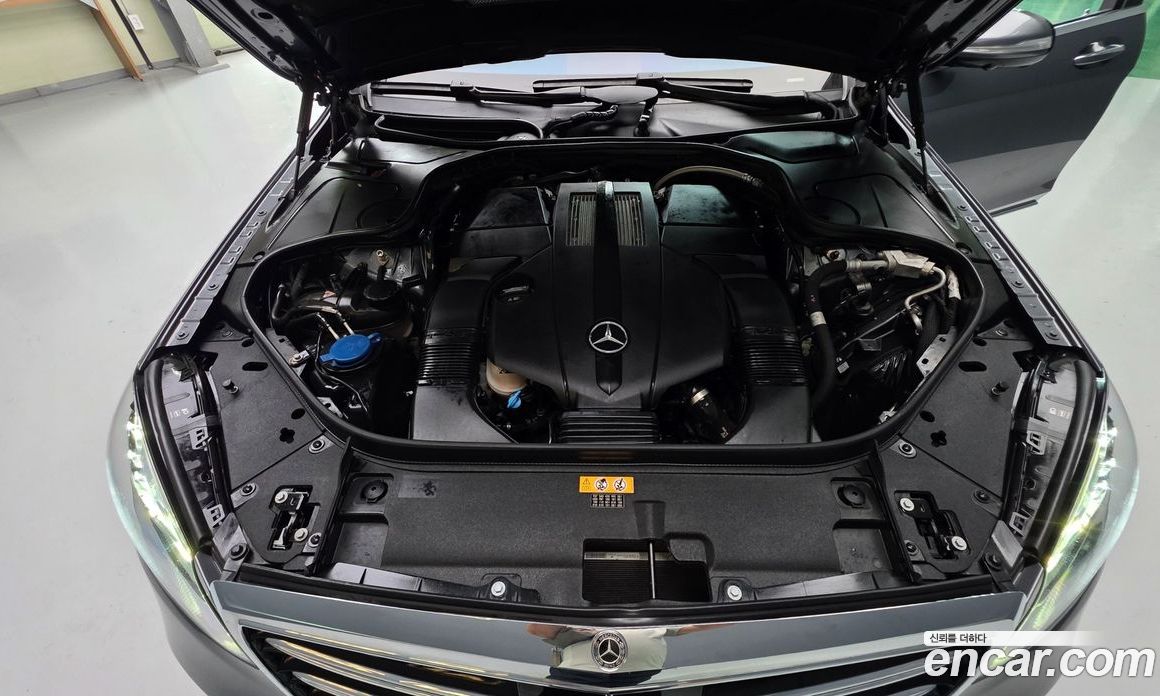 Mercedes-Benz S-Class W222 фото 5