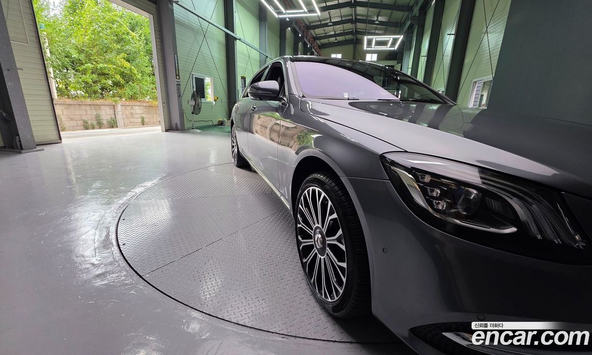 Mercedes-Benz S-Class W222 фото 14