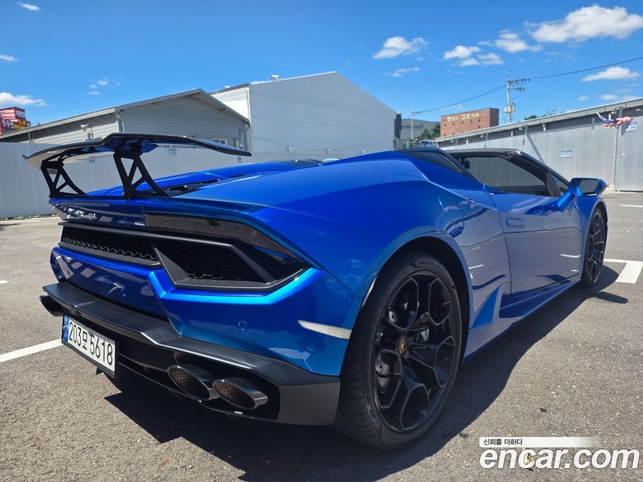 Lamborghini Huracan фото 2