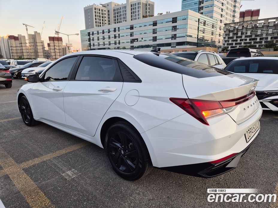 Hyundai Avante (CN7) фото 4