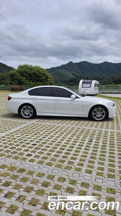 BMW 5-Series (F10) фото 15