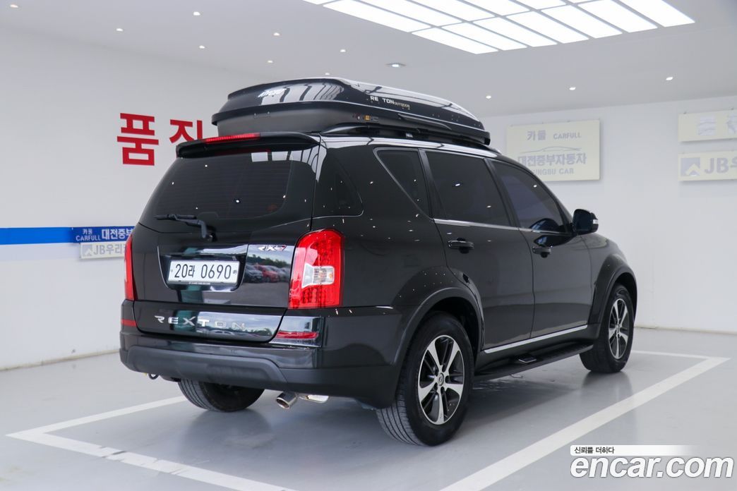 SsangYong (KG Mobility) Rexton W фото 4