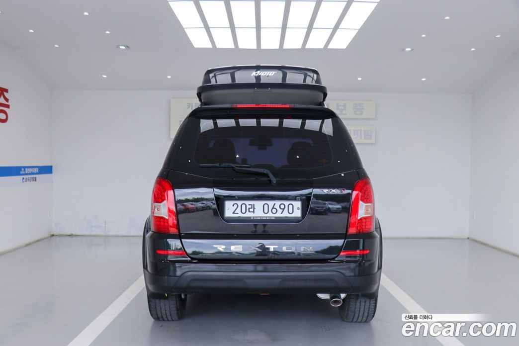 SsangYong (KG Mobility) Rexton W фото 5