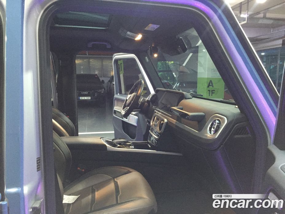 Mercedes-Benz G-Class W463b фото 10
