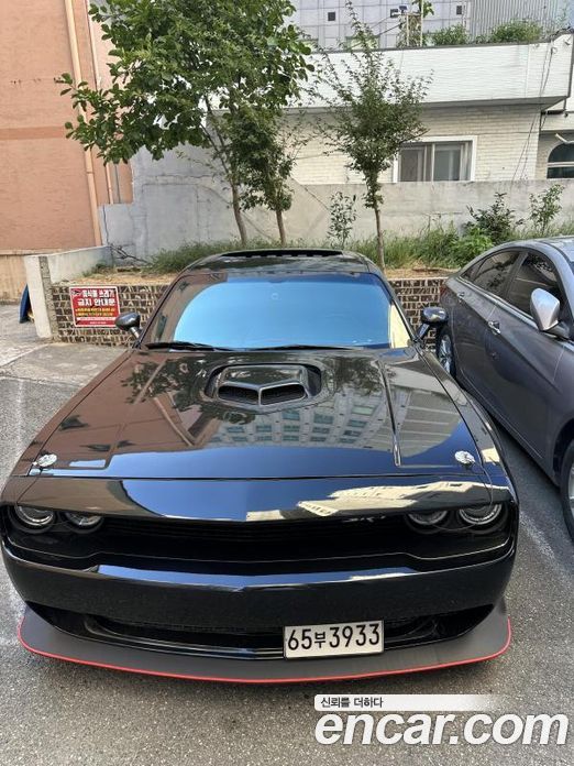 Dodge Challenger з Кореї
