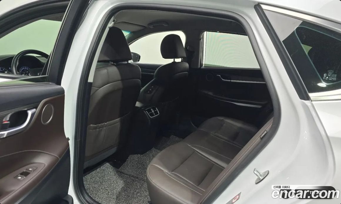 Hyundai Grandeur (IG) 6th Gen фото 11