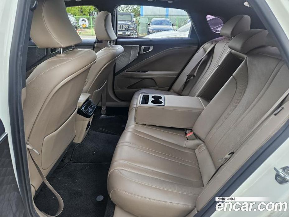 Kia K8 фото 8