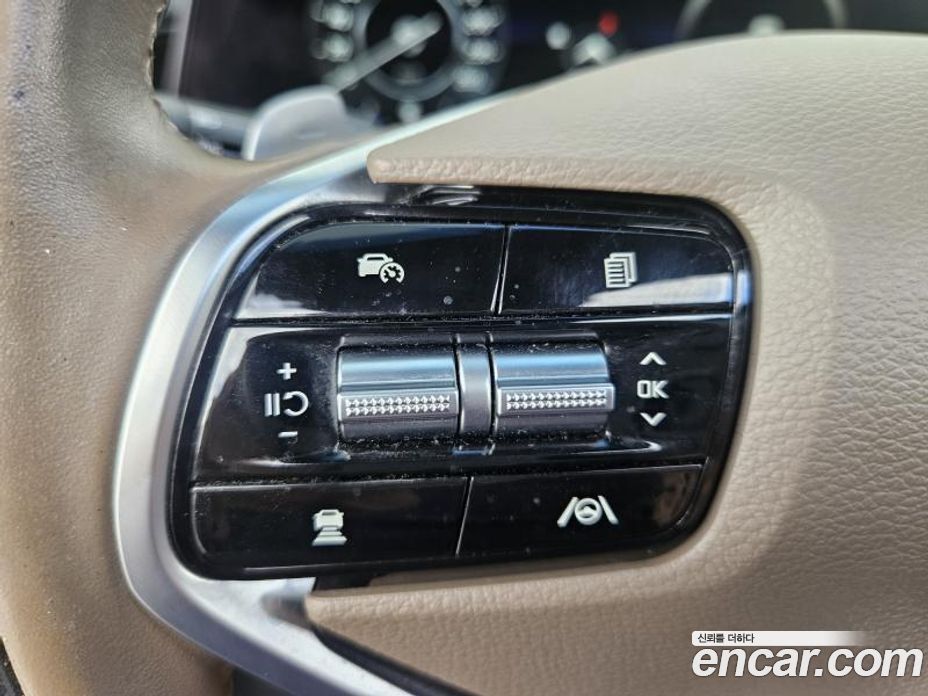 Kia K8 фото 9
