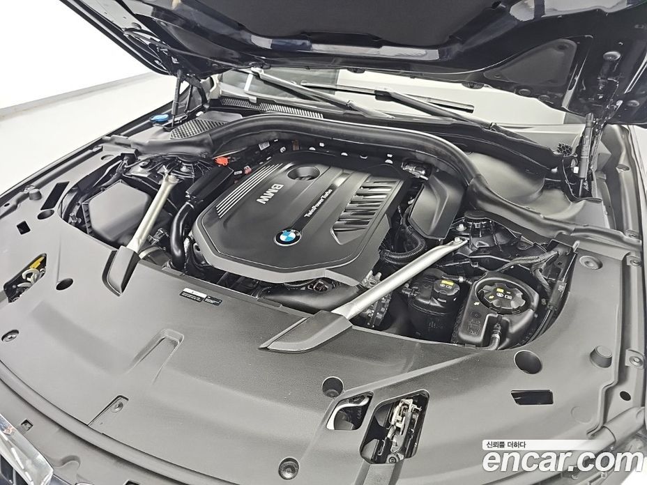 BMW 6-Series GT (G32) фото 5