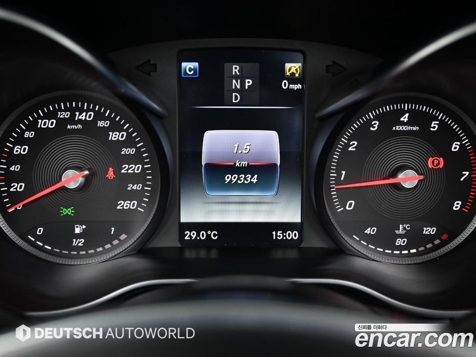 Mercedes-Benz C-Class W205 фото 8