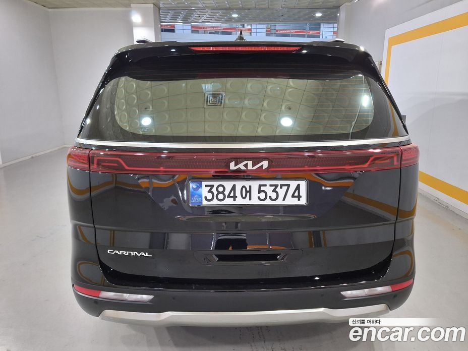 Kia Carnival 4th Gen фото 4