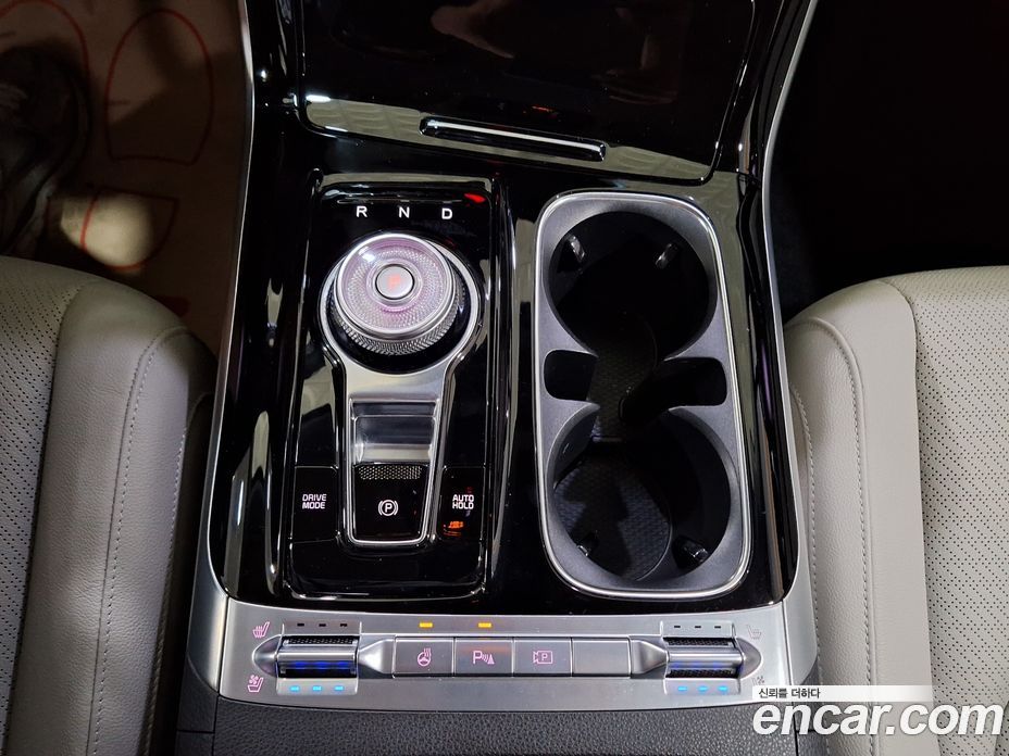 Kia Carnival 4th Gen фото 18
