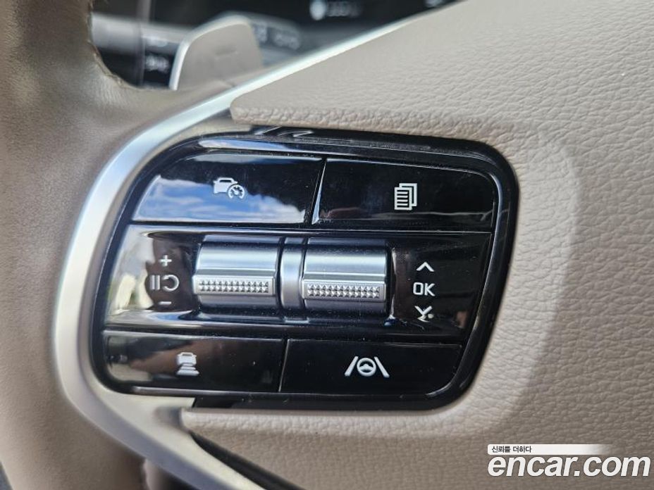 Kia K8 фото 9