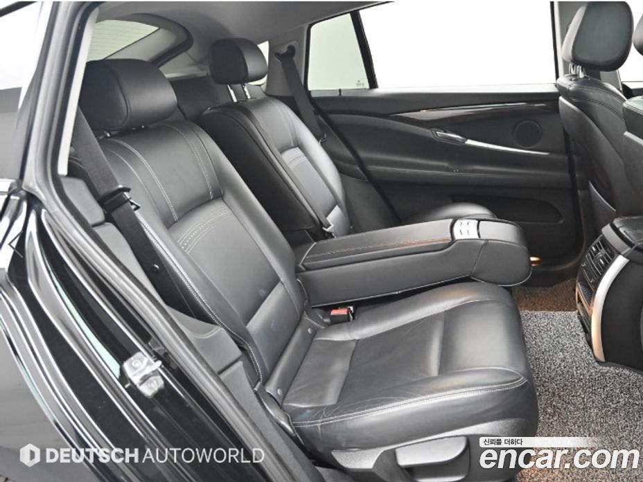 BMW 5-Series GT (F07) фото 12