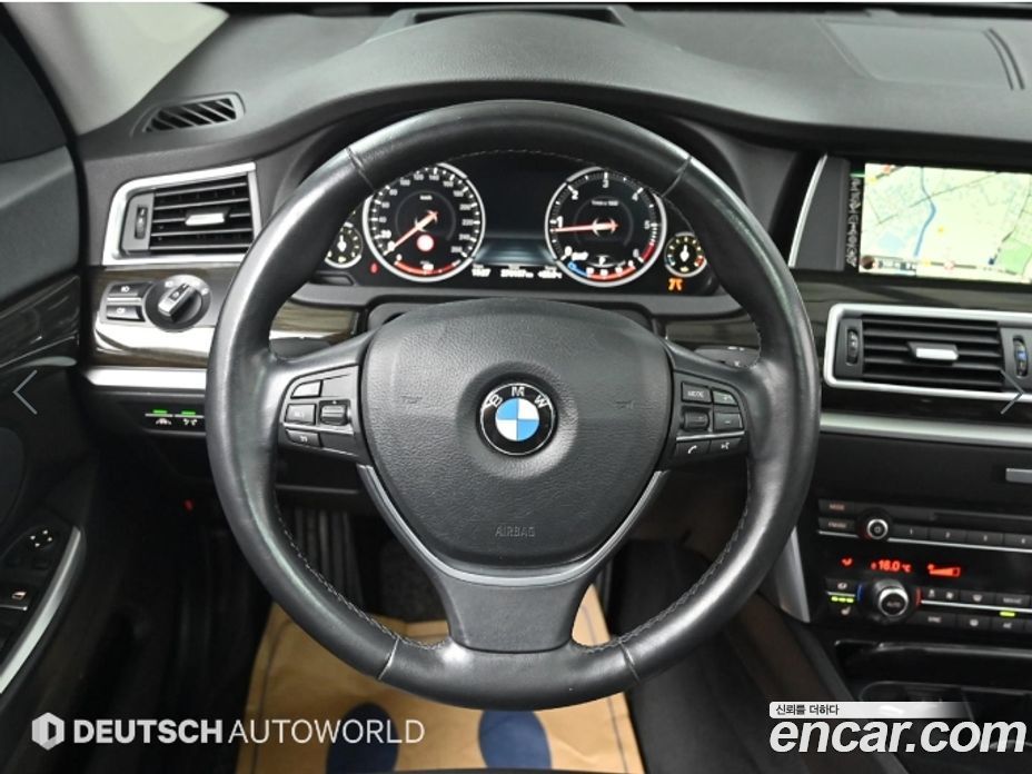 BMW 5-Series GT (F07) фото 13