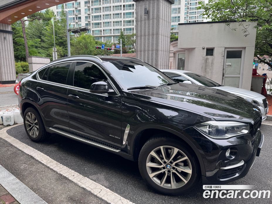 BMW X6 (F16) фото 2