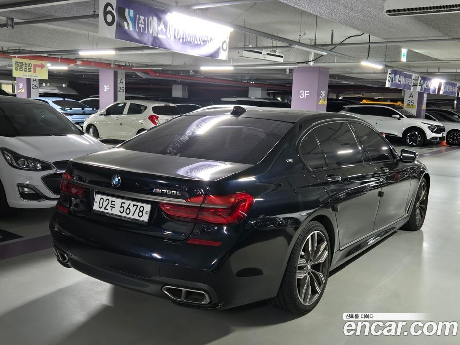 BMW 7-Series (G11) фото 4