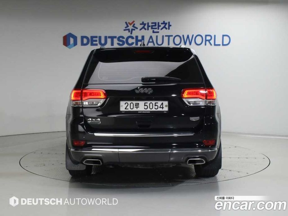 Jeep Grand Cherokee (WK) фото 4