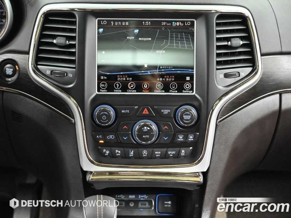 Jeep Grand Cherokee (WK) фото 14