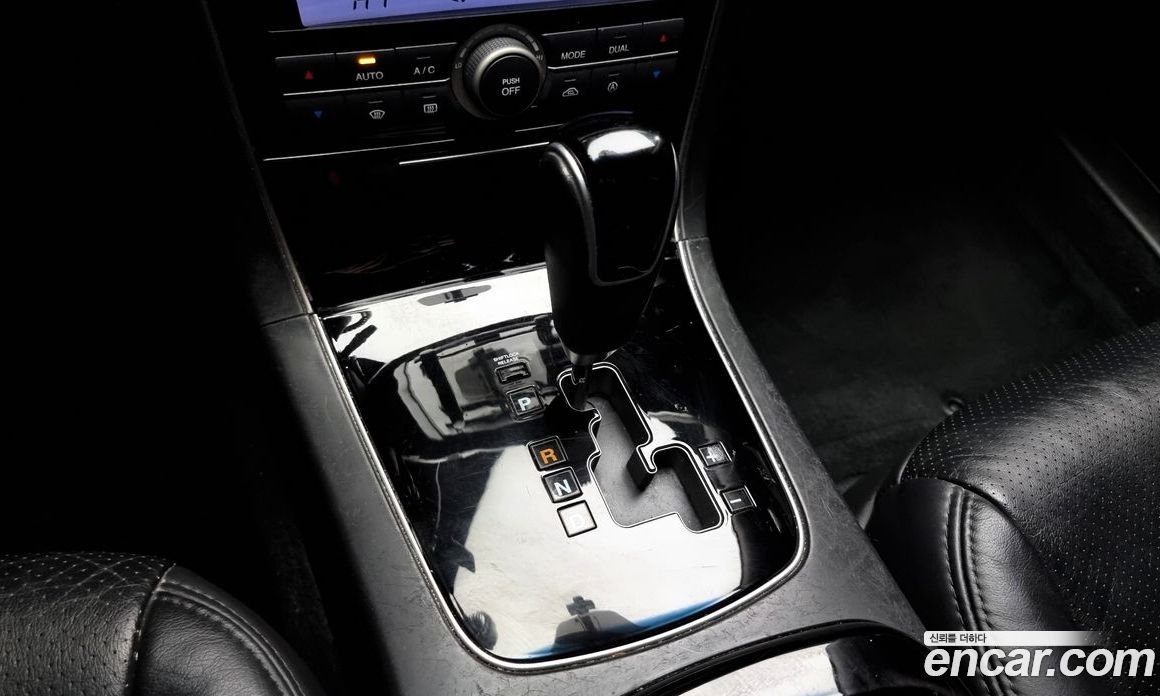 Kia Opirus Premium фото 9