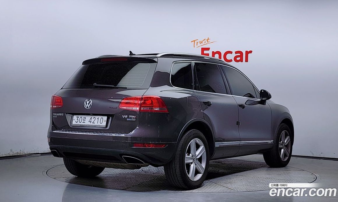 Volkswagen Touareg Restyling фото 2