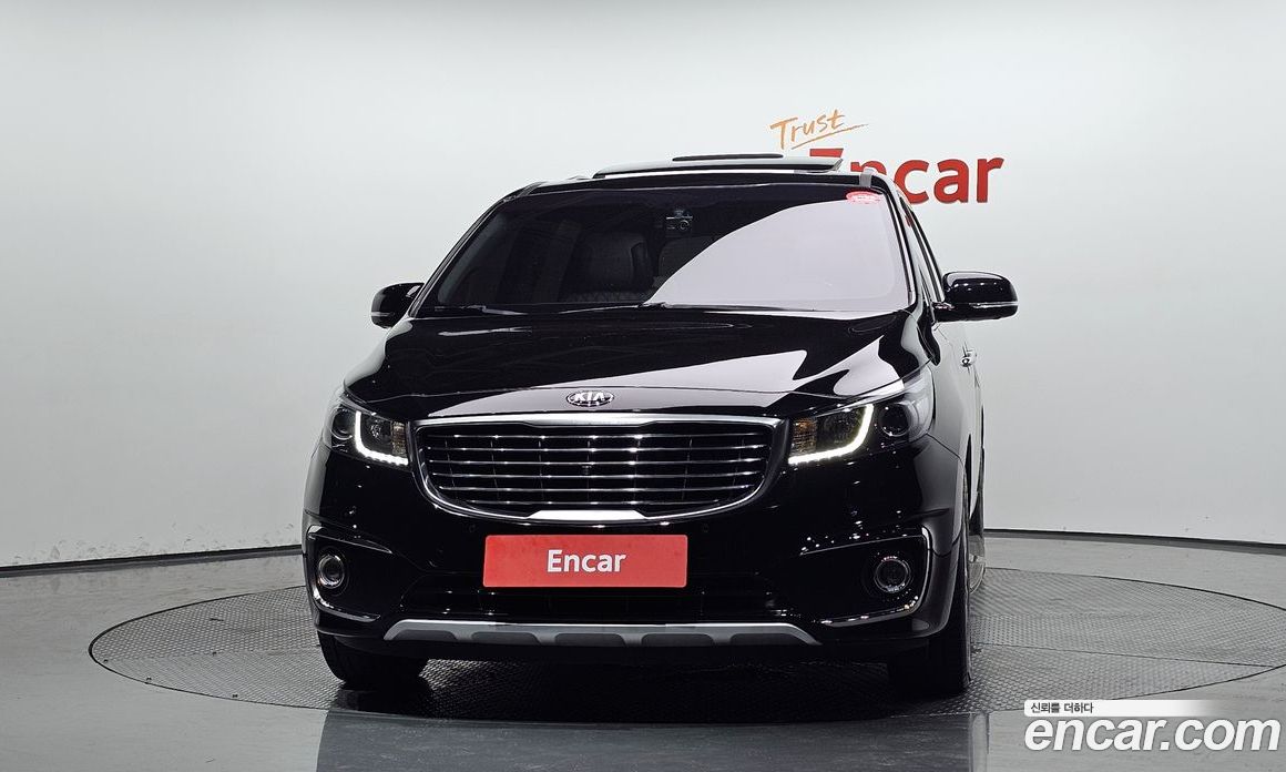 Kia Carnival 3rd Gen фото 3