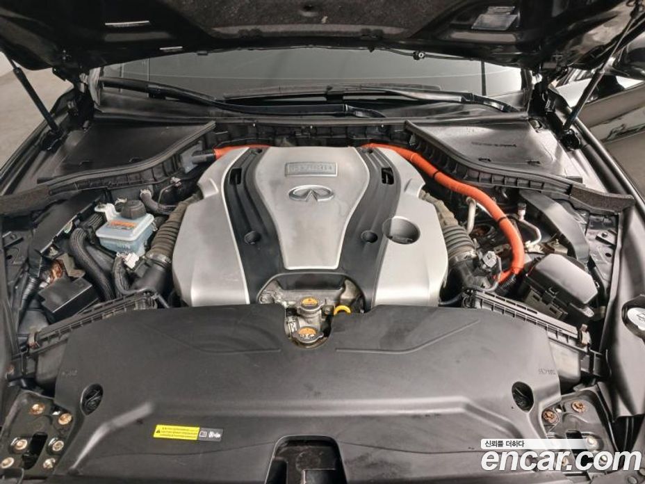 Infiniti Q50 фото 19