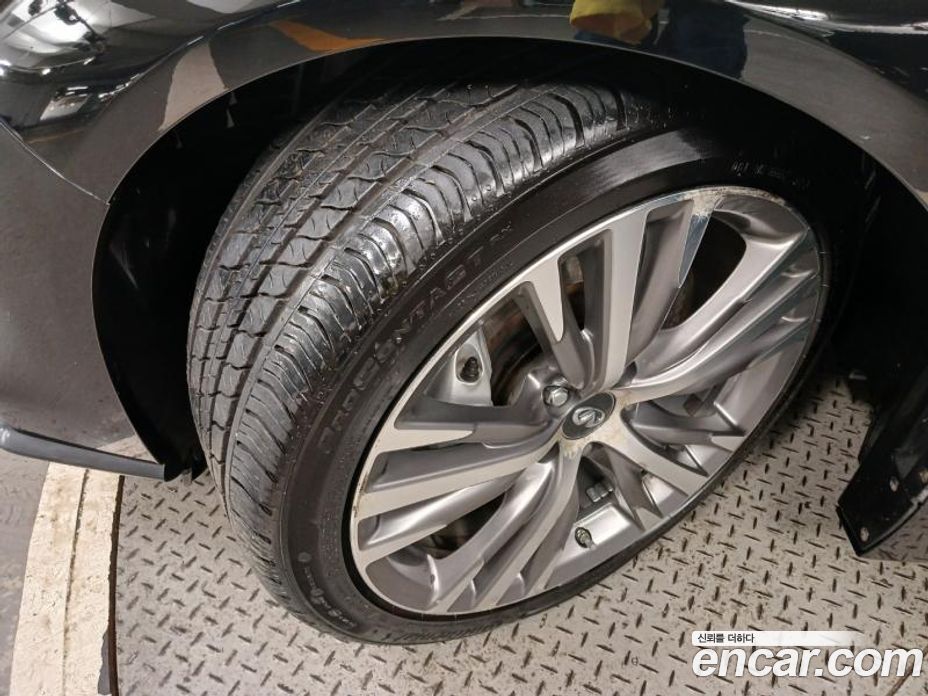 Infiniti Q50 фото 20