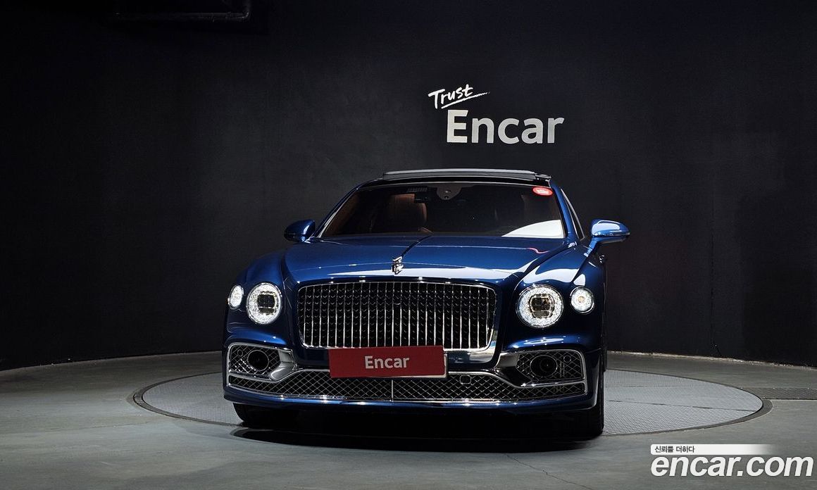 Bentley Flying Spur 3rd Gen фото 3