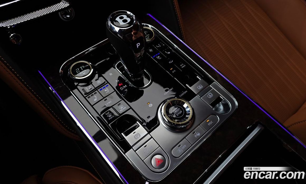 Bentley Flying Spur 3rd Gen фото 9