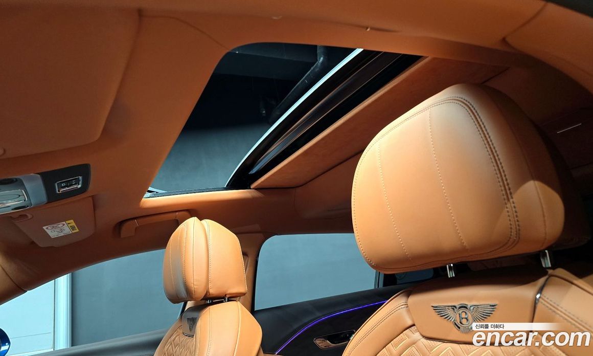 Bentley Flying Spur 3rd Gen фото 18