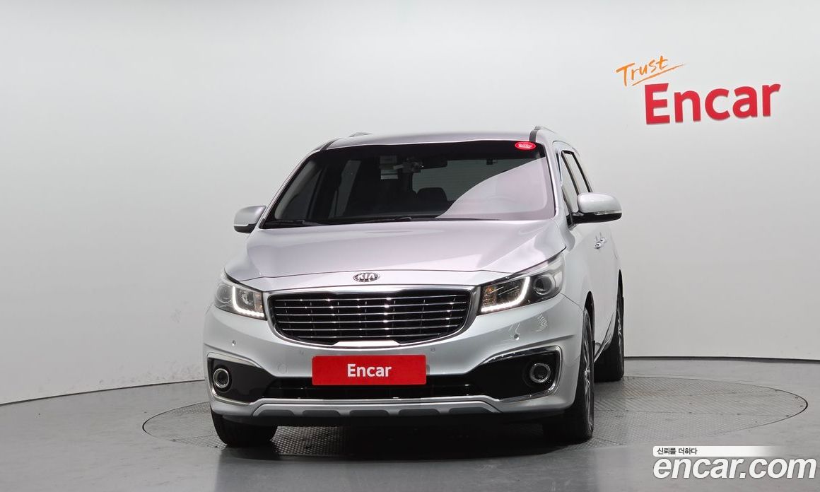 Kia Carnival 3rd Gen фото 3
