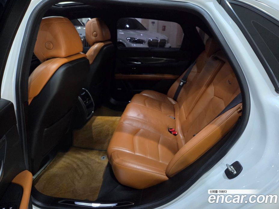 Cadillac CT6 фото 7