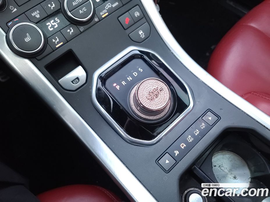 Land Rover Range Rover Evoque фото 8