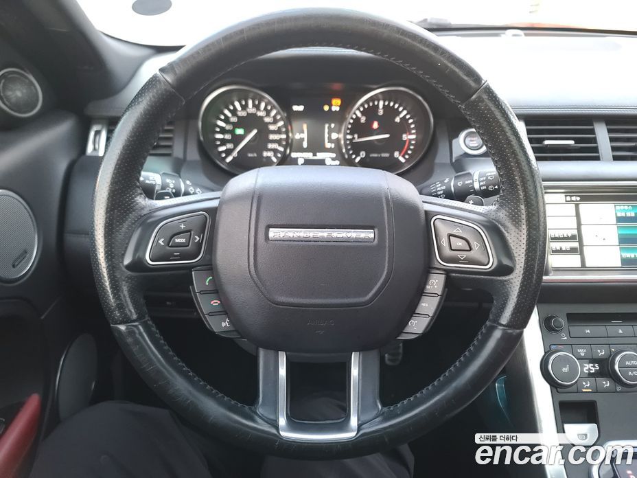 Land Rover Range Rover Evoque фото 12