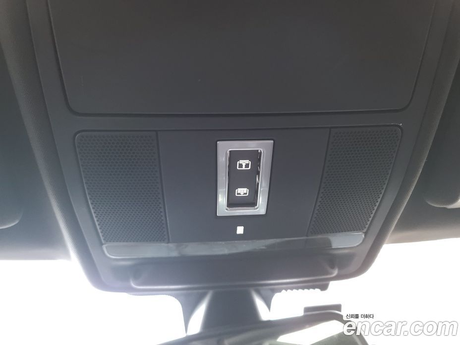Land Rover Range Rover Evoque фото 17