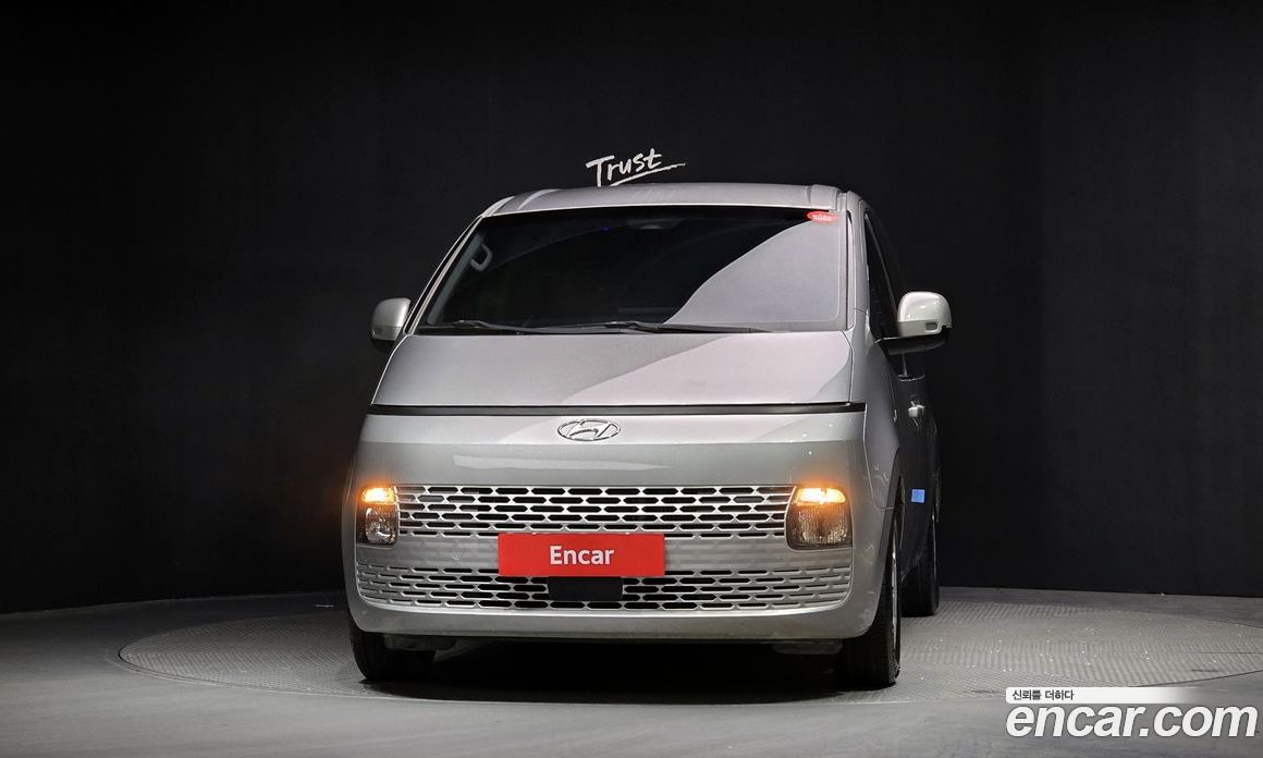 Hyundai Staria з Кореї