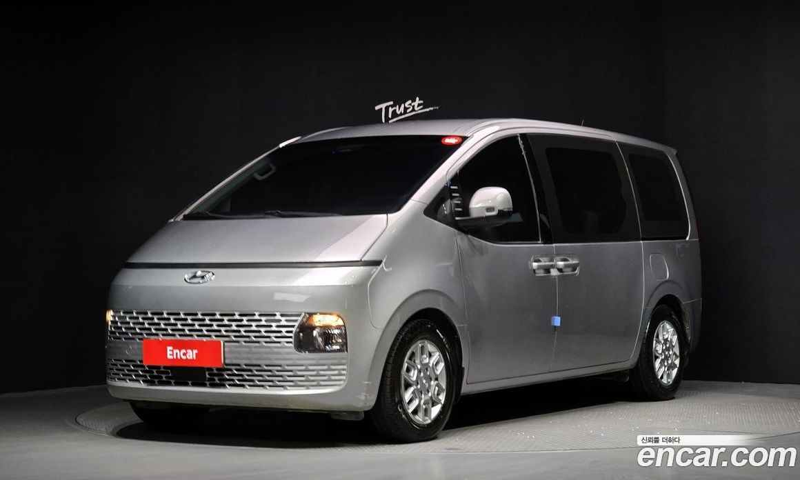 Hyundai Staria фото 3