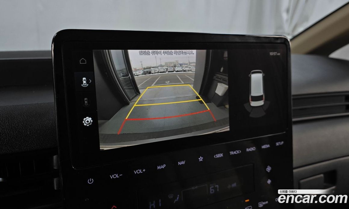 Hyundai Staria фото 15